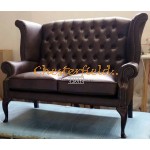 QUEEN Chesterfield 2 sits soffa (A5) brun i färg helt i äkta skinn