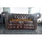 Klassisk XL Chesterfield 2 sits soffa (A5) brun i färg helt i äkta skinn