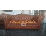 Klassisk Chesterfield 3 sits soffa (C12) whisky i färg helt i äkta skinn