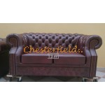 Windsor XL Chesterfield 2 sits soffa oxblod i färg helt i äkta skinn