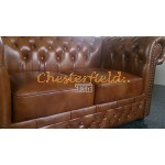 Lord Chesterfield 2 sits soffa (S12) guld i färg helt i äkta skinn
