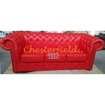 Klassisk Chesterfield 3 sits soffa röd (K55) i färg helt i äkta skinn
