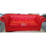 Klassisk XL Chesterfield 3 sits soffa röd (K55) i färg helt i äkta skinn