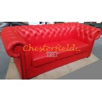 Klassisk Chesterfield 3 sits soffa röd (K55) i färg helt i äkta skinn