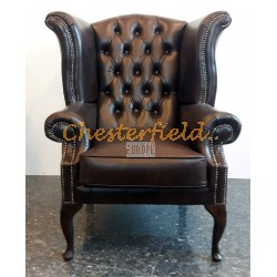 Queen Chesterfield öronlappsfåtölj brun (A5 mörk) i färg helt i äkta skinn