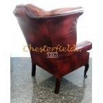 Queen Chesterfield öronlappsfåtölj oxblod (A7) i färg helt i äkta skinn