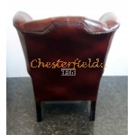 Queen Chesterfield öronlappsfåtölj oxblod (A7) i färg helt i äkta skinn