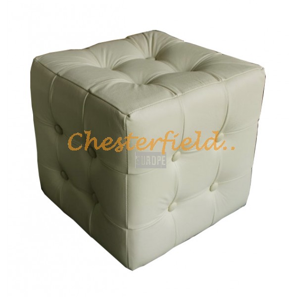 Chesterfield sittpuff vanilj (K2) i färg helt i äkta skinn