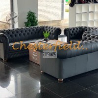 Chesterfield Williams svart soffa