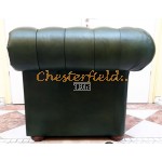 Klassisk antikgrön (A8) Cheserfield fåtölj helt i äkta skinn
