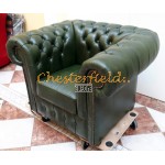 Klassisk XL antikgrön (A8) Cheserfield fåtölj helt i äkta skinn