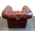 Klassisk XL Chesterfield fåtölj Oxblod i färg helt i äkta skinn