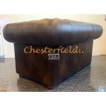 XL Klassisk Chesterfield 2 sits soffa (A5) mellanbrun i färg helt i äkta skinn