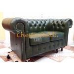 Klassisk XL Chesterfield 2 sits soffa (A8) grön i färg helt i äkta skinn