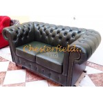 Klassisk Chesterfield 2 sits soffa (A8) grön i färg helt i äkta skinn