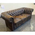 XL Klassisk Chesterfield 3 sits soffa (A5M) mellanbrun i färg helt i äkta skinn