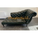 Divan Chesterfield (höger) A8 antikgrön i färg helt i äkta skinn