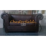 London  Chesterfield 2 sits soffa (A5) brun i färg helt i äkta skinn